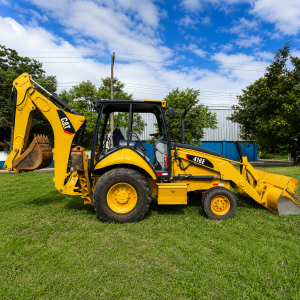 Retroescavadeira usada Caterpillar modelo 416E ano 2008 4X2