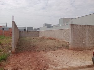 Terreno 9X29 Todo murado Campo Belo Jaú-SP